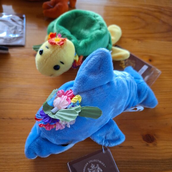 Vintage Collectible Hawaiian Mini Beanies-Shark, Dolphin, Crab, & Turtle - Picture 3 of 4